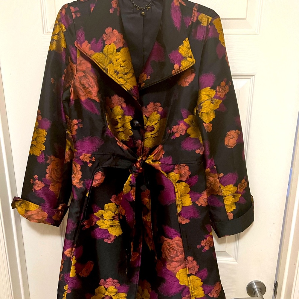 💜💛🖤Jerry T jacket. Beautiful colors.Size M UA 19 1/2